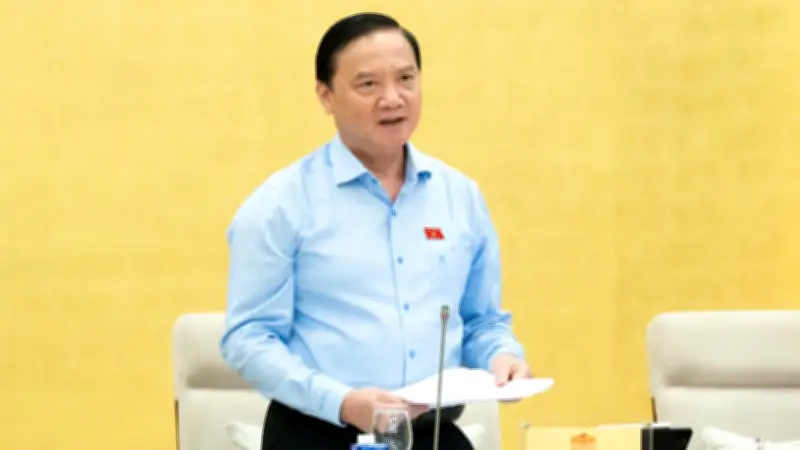 Ủy ban Thường vụ Quốc hội thảo luận dự thảo Nghị quyết thí điểm luật sư công trong 2 năm