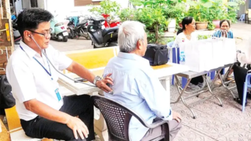 Y Tế Cơ Sở TP.HCM Chuyển Mình: Từ Chữa Bệnh Sang Chủ Động Chăm Sóc Sức Khỏe Toàn Dân