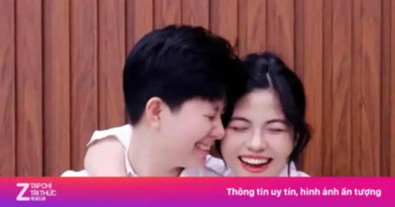 Yêu nhau từ lớp 10, cô gái và bạn trai chuyển giới kết hôn sau 14 năm