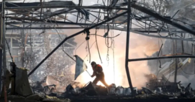 Zelensky: Nga có thể tăng cường tấn công sau thất bại tháng 3, Ukraine hứng 'mưa UAV'