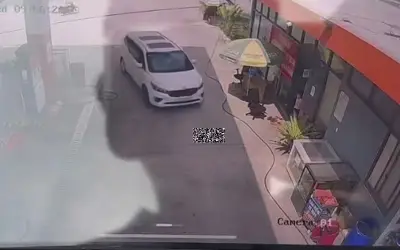 Bé gái gần 2 tuổi tử vong thương tâm do bị ô tô cán tại cây xăng ở TP.HCM