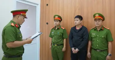 Công an TP.HCM bắt tạm giam đối tượng cho vay lãi nặng, thu lợi hơn 400 triệu đồng