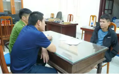 Công an xã Đức Lập khen thưởng đột xuất vụ bắt giữ nghi phạm hiếp dâm trẻ em