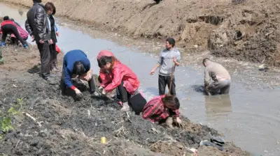 Công Trình Dừng Khẩn Cấp Vì Máy Xúc Đào Trúng Vật Cổ Nặng 100kg, Mương Rồng 6m Bị Phong Tỏa