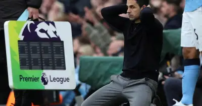 Cuộc đua vô địch Ngoại hạng Anh vẫn chưa ngã ngũ: Arsenal và Man.City so kè quyết liệt