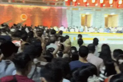 Dòng người đổ về Huế dịp Giỗ Tổ, câu nói 'một nửa Việt Nam đang ở Huế' gây sốt