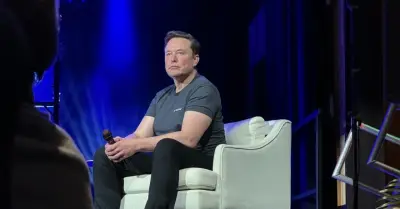 Elon Musk tuyên bố tuyển kỹ sư siêu máy tính chỉ với CV ba gạch đầu dòng