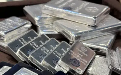 Giá Bạc Hôm Nay 18/4: Thị Trường Trong Nước Chững Lại Sau Cơn Sốt