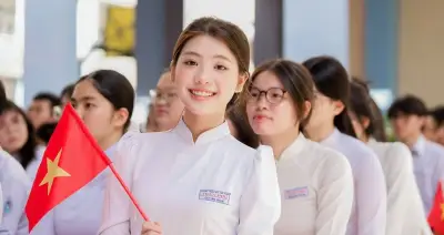 Hà Nội và các địa phương công bố lịch nghỉ lễ Giỗ Tổ, 30/4-1/5 năm 2026