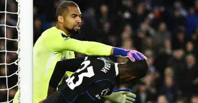 HLV Rosenior chỉ trích gay gắt cầu thủ Chelsea sau thất bại thảm hại 0-3 trước Brighton