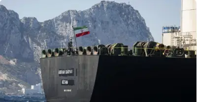 Hơn 50 tàu Iran vượt qua vòng phong tỏa của Mỹ trong 3 ngày