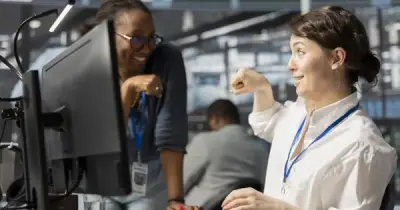 IBM, Dropbox, Cognizant Đặt Cược Vào Gen Z Giữa Làn Sóng AI Thay Thế Việc Làm