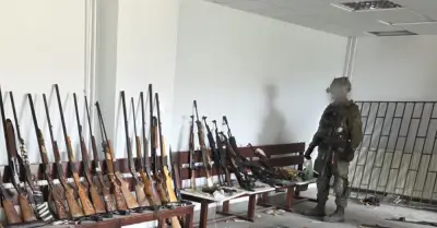 IDF không rút quân khỏi Lebanon, tàu Pakistan vượt eo biển Hormuz