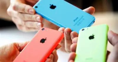 iPhone 5c bất ngờ thành 'trend' trong giới trẻ nhờ thiết kế màu sắc và camera hoài cổ