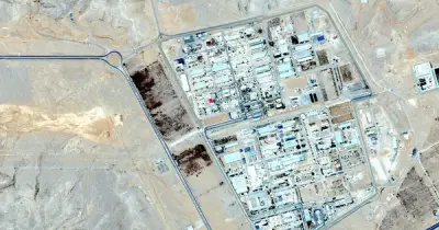 Iran Chặn Lối Vào Cơ Sở Hạt Nhân Isfahan Bằng Đê Đất Và Hàng Rào