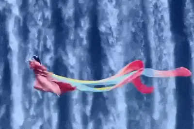 Khách Việt chi tiền triệu cho 19 giây 'xuyên không' ở Trung Quốc