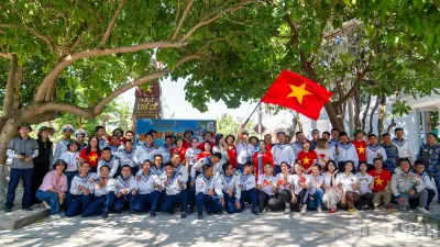 Kiều bào háo hức với hải trình thăm Trường Sa và nhà giàn DK1