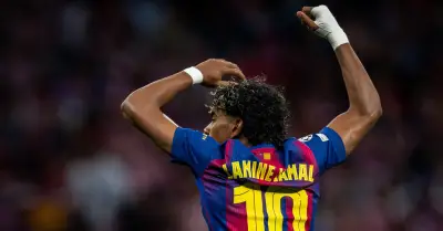 Lamine Yamal lập kỷ lục Champions League dù Barca bị loại