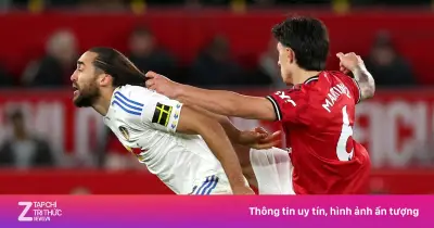 Lisandro Martinez trở thành tội đồ trong ngày trở lại, MU thua Leeds 1-2