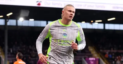 Man City Thắng Sát Nút 1-0 Trước Burnley, Duy Trì Phong Độ Ở Ngoại Hạng Anh