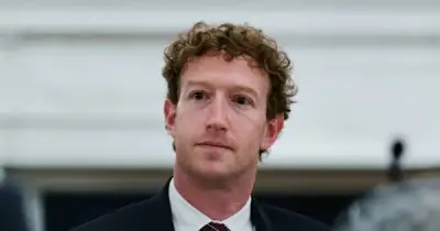 Meta phát triển bản sao AI Mark Zuckerberg 3D chân thực để tương tác với nhân viên