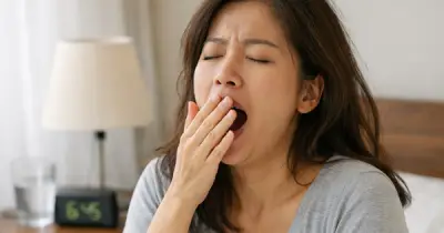 Ngủ đủ 8 tiếng vẫn mệt mỏi: Bác sĩ chỉ ra 5 nguyên nhân tiềm ẩn cần cảnh giác