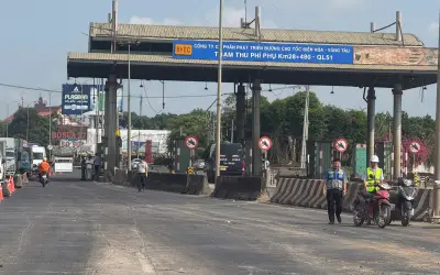Đồng Nai Tháo Dỡ Trạm Thu Phí T2 Trên Quốc Lộ 51, Giải Tỏa Điểm Nghẽn Giao Thông