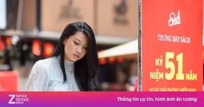 Đường sách TP.HCM tổ chức trưng bày chuyên đề kỷ niệm 51 năm thống nhất đất nước