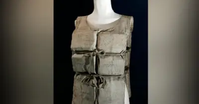 Áo phao Titanic của hành khách hạng nhất được bán với giá kỷ lục 23 tỉ đồng