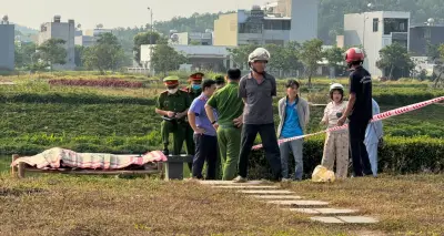 Phát hiện thi thể bé gái 15 tuổi dưới hồ sinh thái khu dân cư ở Hà Nội