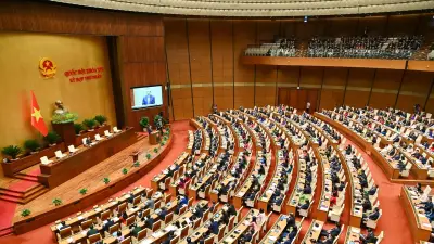 Quốc hội khóa XVI bế mạc kỳ họp đầu tiên, thông qua nhiều luật và nghị quyết quan trọng