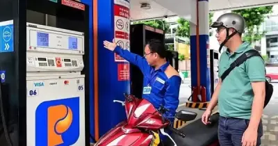 Quốc Hội Thông Qua Nghị Quyết Miễn Thuế Môi Trường Và GTGT Cho Xăng Dầu