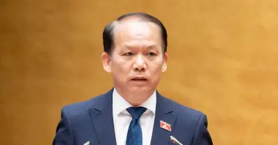 Quy Định Chụp Ảnh Với Công Chứng Viên: Người Dân Vẫn Phải Tuân Thủ