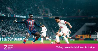 Sân vận động Basel bốc cháy dữ dội, phòng thay đồ tan hoang, trận đấu bị hoãn