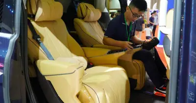 Tựa đầu ô tô: Chi tiết nhỏ, công dụng lớn và những hiểu lầm phổ biến