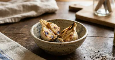 Tỏi Nướng: Lợi Ích Sức Khỏe Vượt Trội Và Cách Dùng Đúng