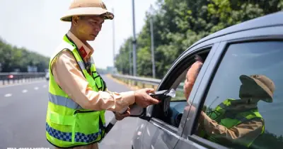 Tài xế và chủ xe bị phạt hơn 100 triệu đồng trên cao tốc Phan Thiết - Vĩnh Hảo