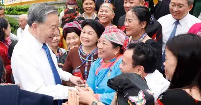 Tổng Bí thư Tô Lâm gặp gỡ các già làng, nghệ nhân nhân ngày Văn hóa các dân tộc Việt Nam