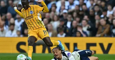Tottenham Hotspur: Từ ứng viên vô địch đến bờ vực xuống hạng Ngoại hạng Anh