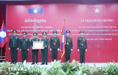 Việt Nam và Lào tăng cường hợp tác quốc phòng song phương