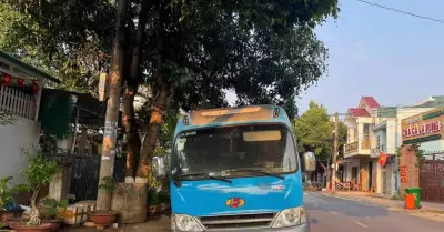 Xe khách đậu trước nhà dân 7 tháng ở Buôn Ma Thuột đã được di dời