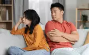 6 Kiểu Người Yêu Hút Cạn Năng Lượng: Càng Yêu Lâu Càng Kiệt Sức