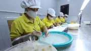 AMRO khuyến nghị Việt Nam thận trọng phối hợp chính sách kinh tế
