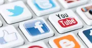 Australia doạ đánh thuế Meta, Google, TikTok nếu không trả tiền cho báo chí