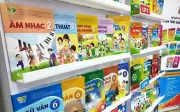 Bộ GD&ĐT đề xuất miễn phí sách giáo khoa toàn quốc từ năm học 2029-2030