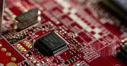 Bí ẩn 100 năm trong chip Intel, AMD, NVIDIA hé lộ: Electron có thể tái va chạm khi xuyên hầm lượng tử