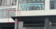 Bản tin cuối ngày 26/4: Dùng xe thang giải cứu người đàn ông tại chung cư