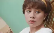 Bão Hàn về nhà đi con bật khóc khi nghĩ về quá khứ của mẹ