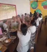 Bếp gas mini phát nổ giữa bàn tiệc, cảnh báo nguy cơ an toàn trong sinh hoạt