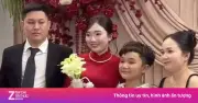 Cô dâu xúc động khi nhận quà cưới là bình tiền tiết kiệm 2 năm từ em họ